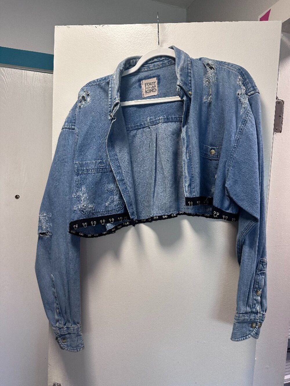 Furst Of A Kind Reworked Vintage Distressed Cropped Denim Jacket - Large